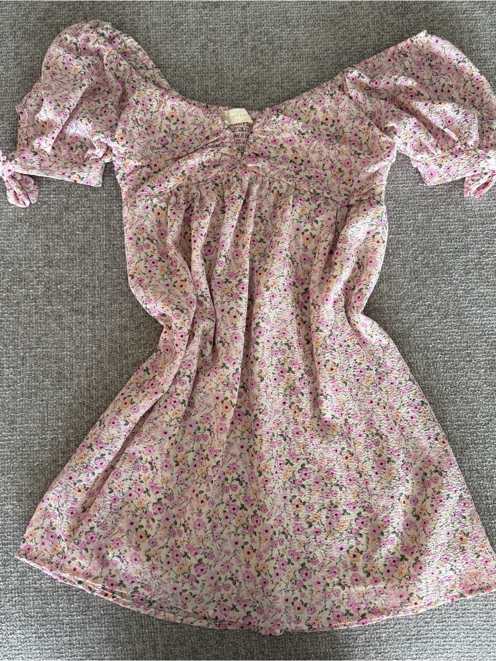Altar'd State Pink Floral Puff-Sleeve Dress